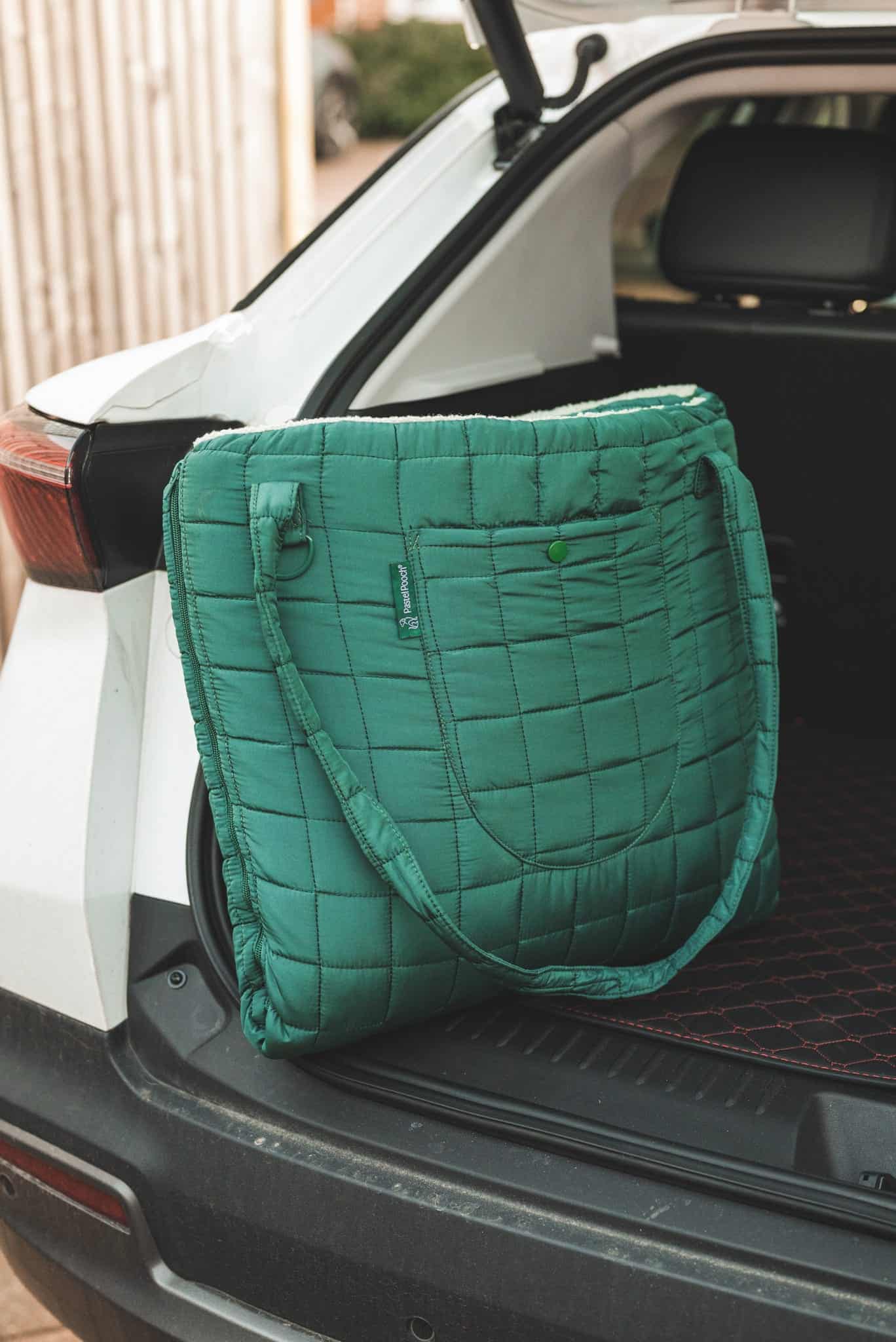 Pastel Pooch Boutique ® Luxe Quilted Bouclé Settle Mat